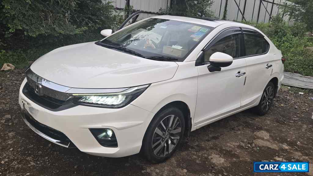 Pearl White Honda City ZX MT iVTEC