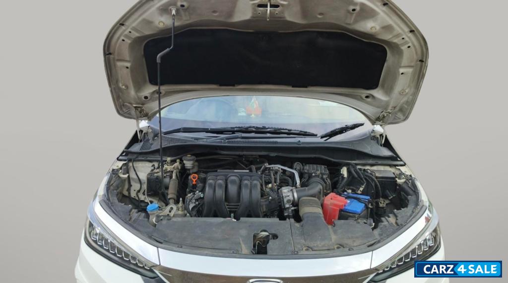 Pearl White Honda City ZX MT iVTEC