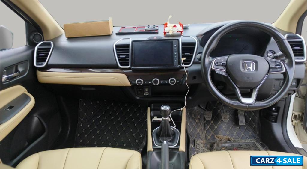 Pearl White Honda City ZX MT iVTEC