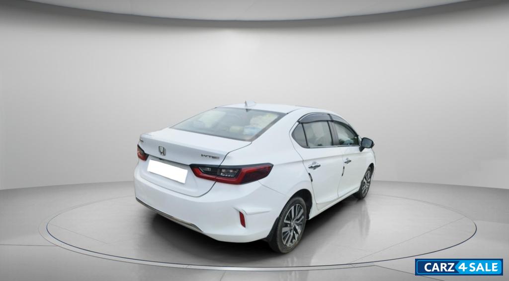 Pearl White Honda City ZX MT iVTEC