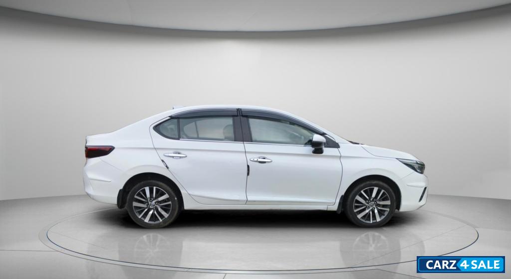 Pearl White Honda City ZX MT iVTEC