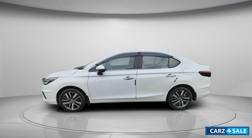 Pearl White Honda City ZX MT iVTEC