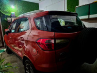 Red Ford Ecosport Titanium TDCi Disel