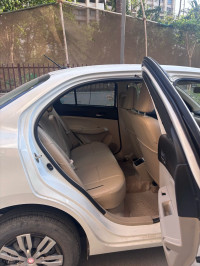 White Maruti Suzuki Dzire Vxi