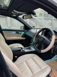 Black Mercedes-Benz C-Class C200