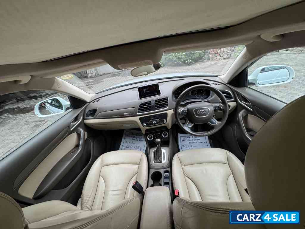 White Audi Q3 2.0 qudro