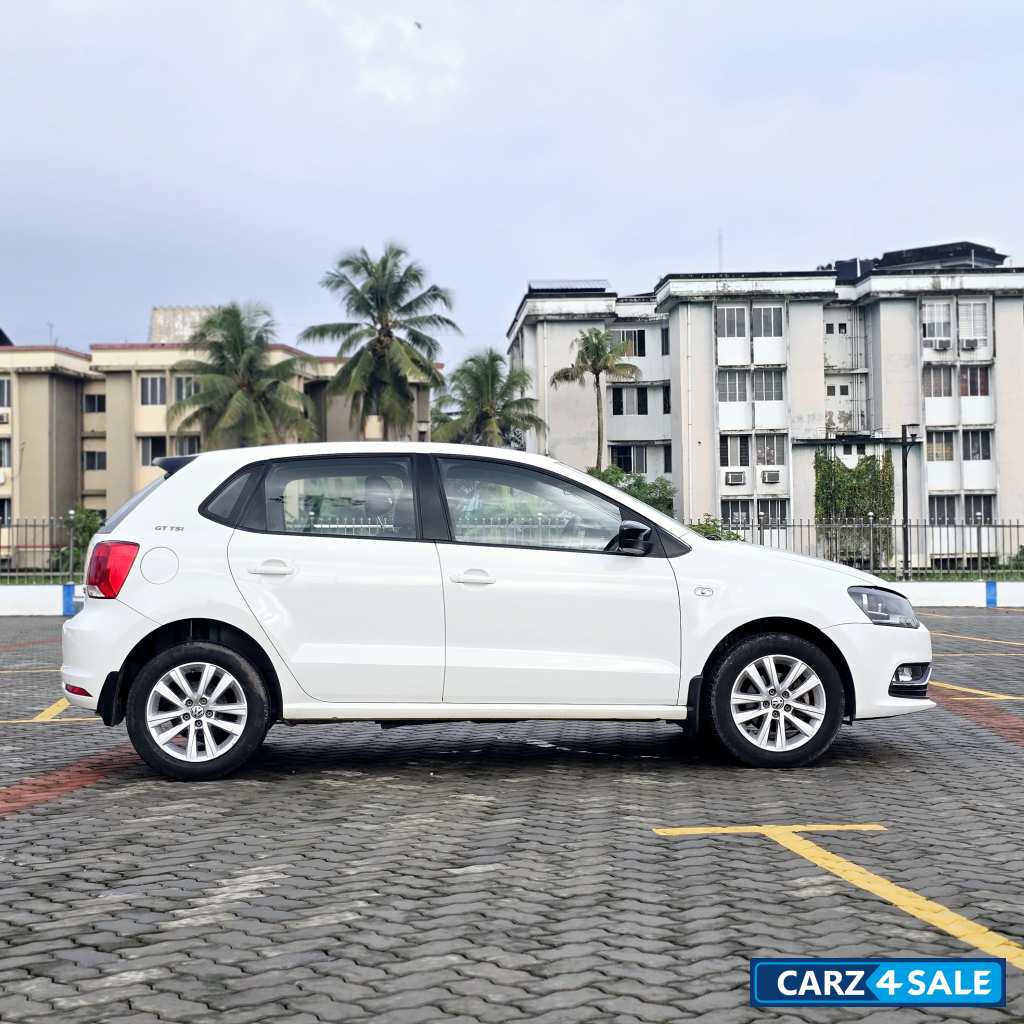 White Volkswagen Polo Gt tsi