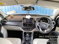 Day Grey Tata Safari XZ plus 7str