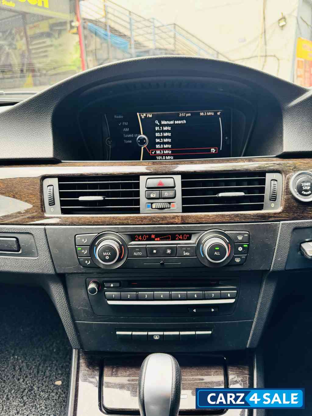 BMW 3-Series E90 320d