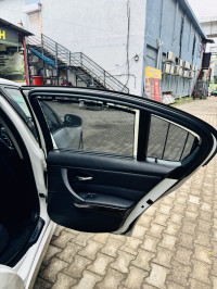 BMW 3-Series E90 320d