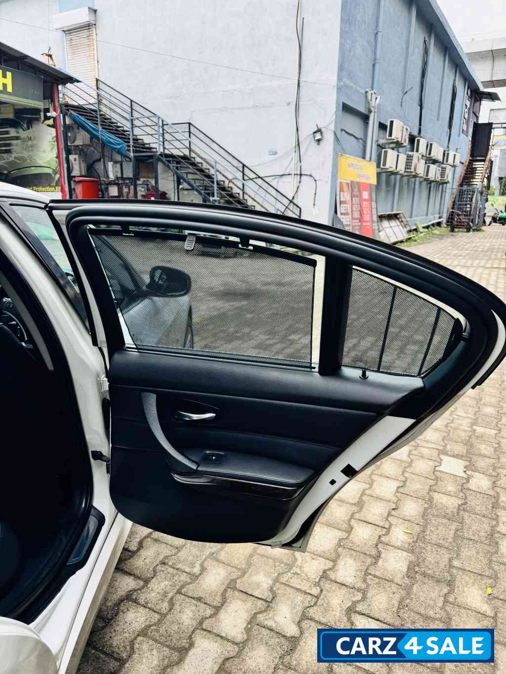 BMW 3-Series E90 320d