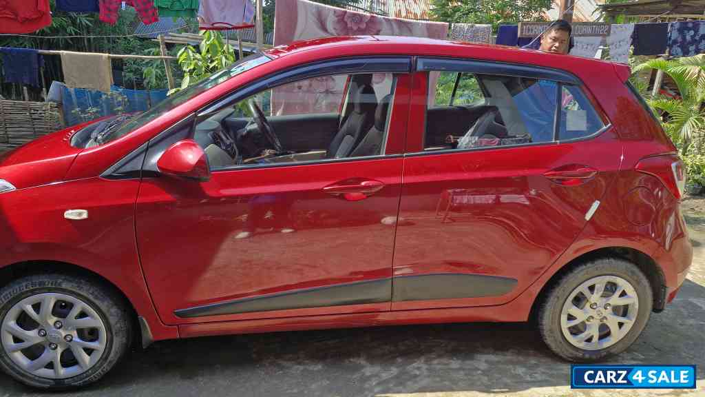 Hyundai i10 Sportz Hyundai i10 Sportz