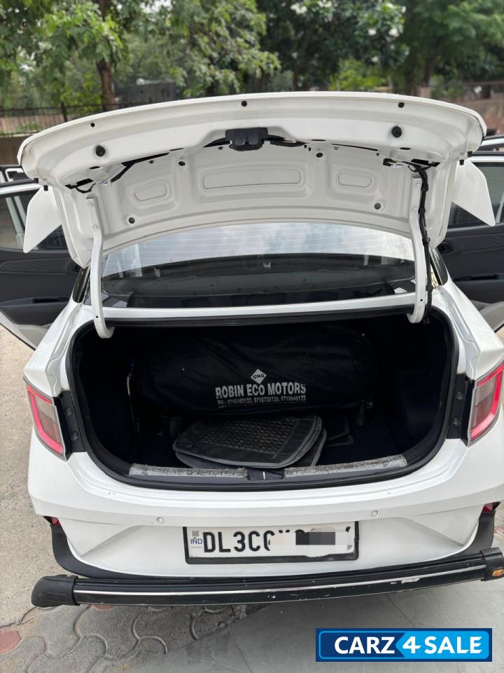 Hyundai Aura 1.2 s manual Hyundai Aura 1.2 s manual