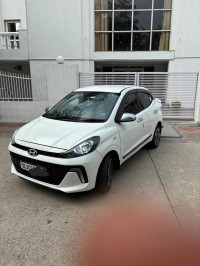 Hyundai Aura 1.2 s manual