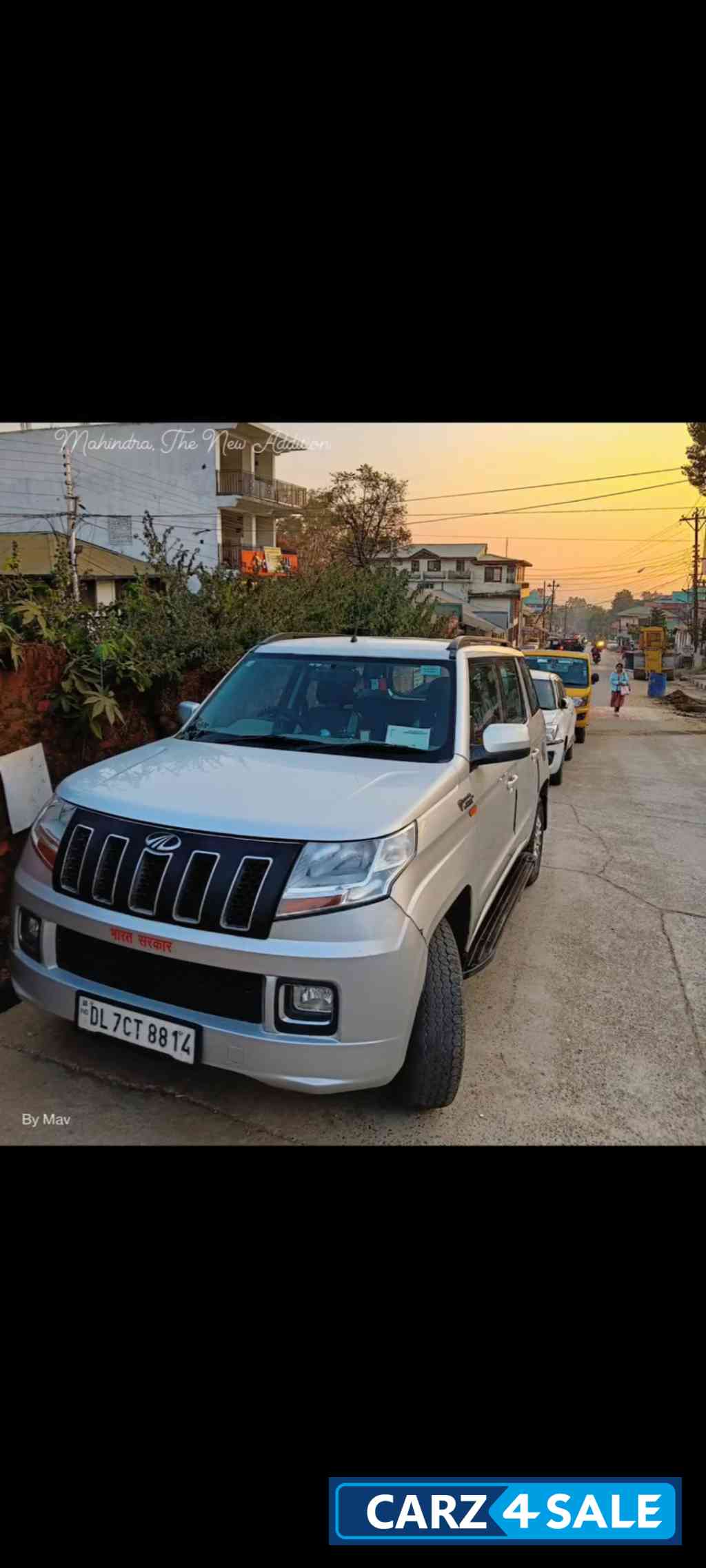 Mahindra TUV300 T8