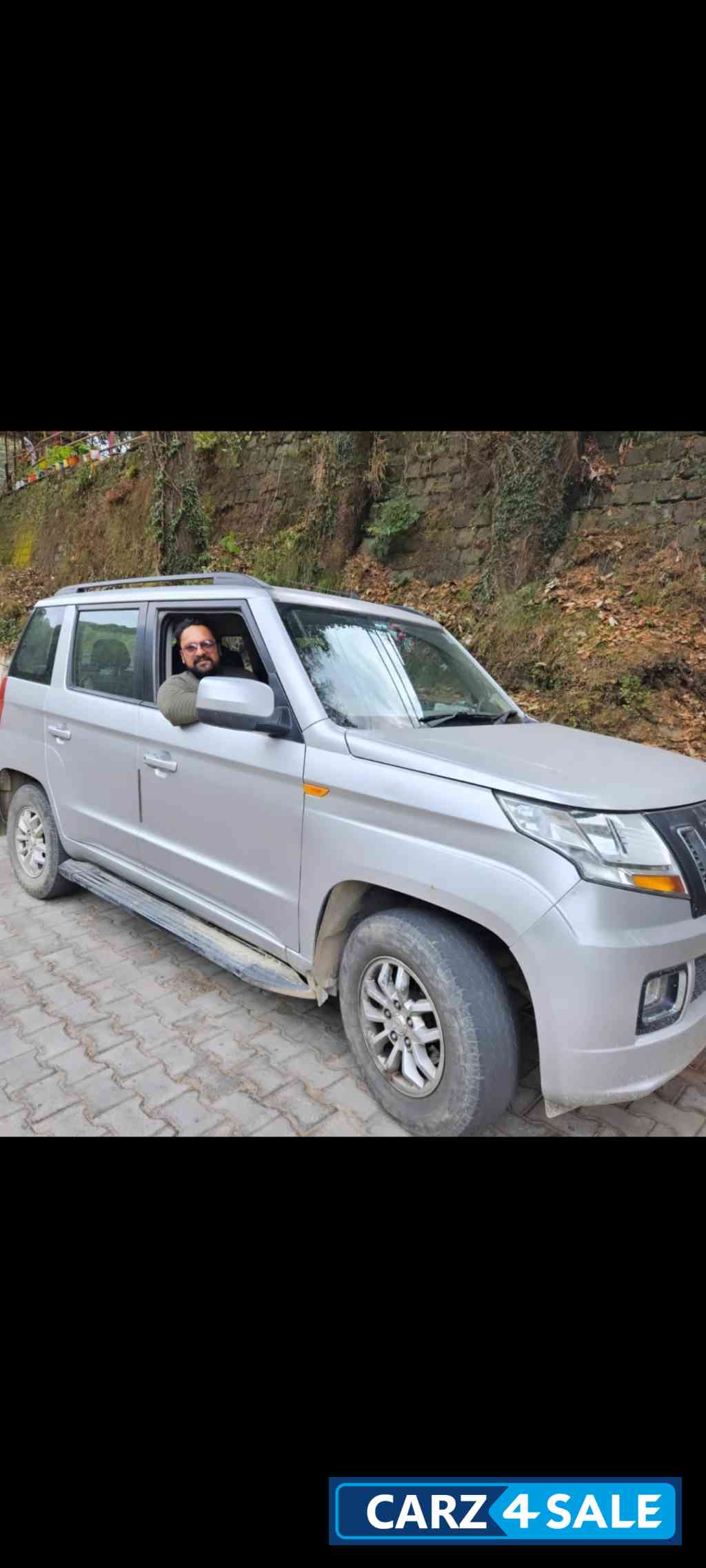 Mahindra TUV300 T8