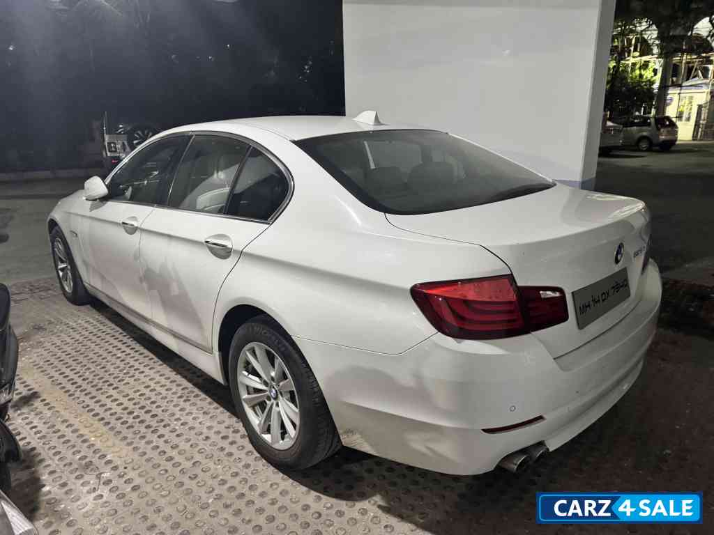 BMW 5-Series 520d luxury line