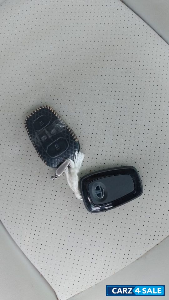 Tata Tiago EV LR XZ+ TECH LUX FAST CHARGER