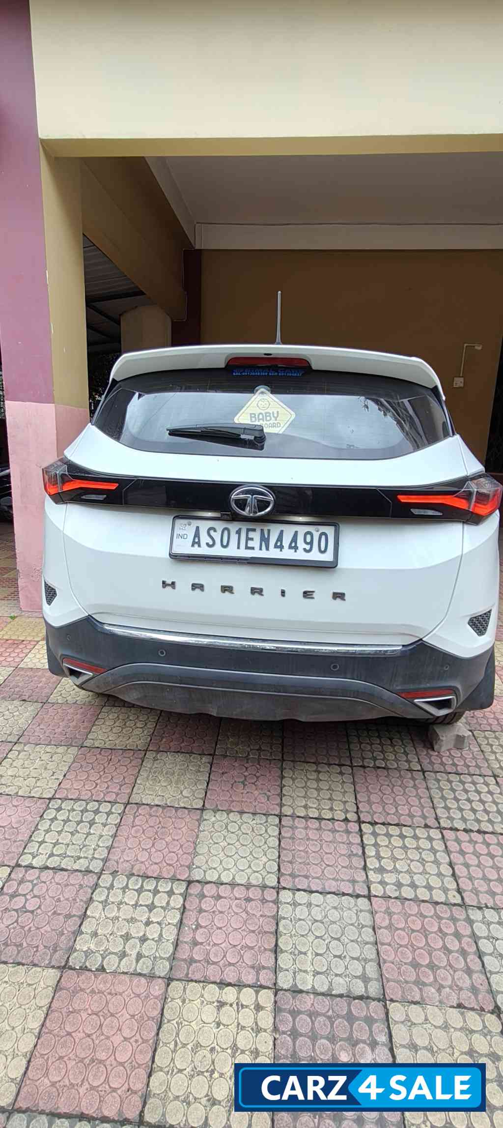 Tata Harrier XT
