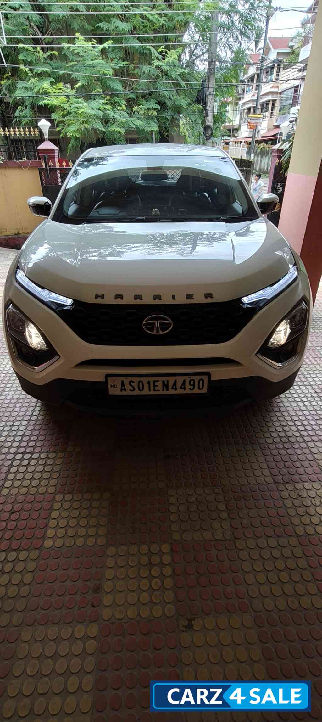 Tata Harrier XT