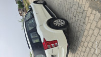 White Mahindra XUV 500 w10