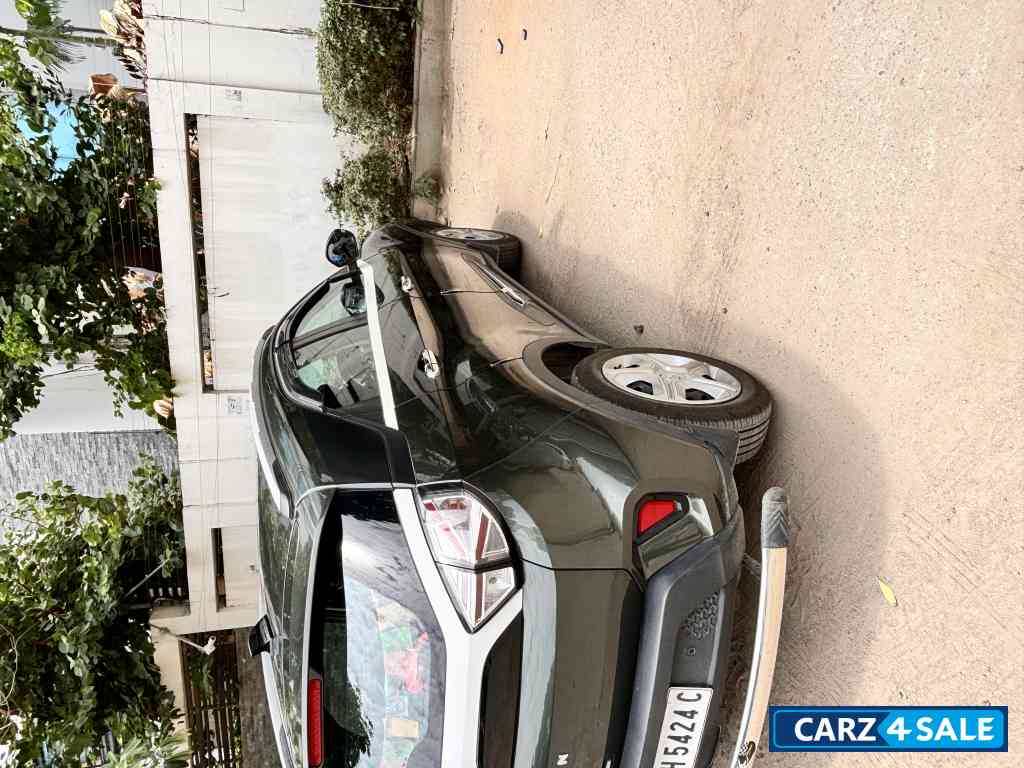 Tata Nexon Xm plus s