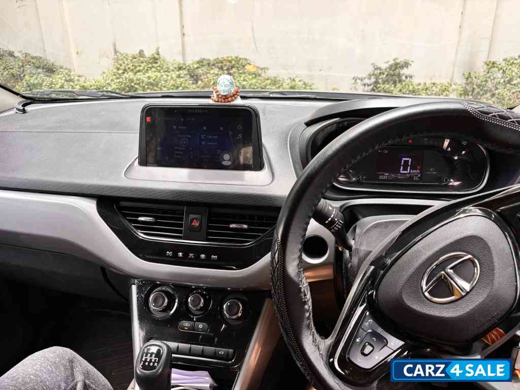 Tata Nexon Xm plus s