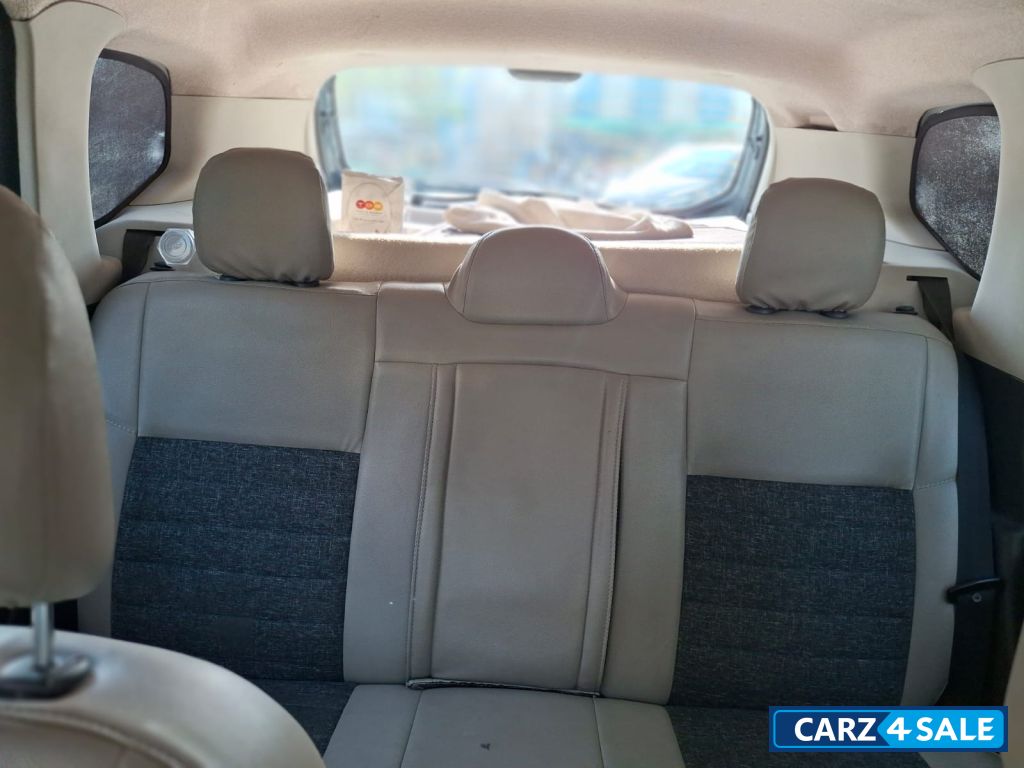 Grey Renault Duster DSL 110PS RXZ AWD