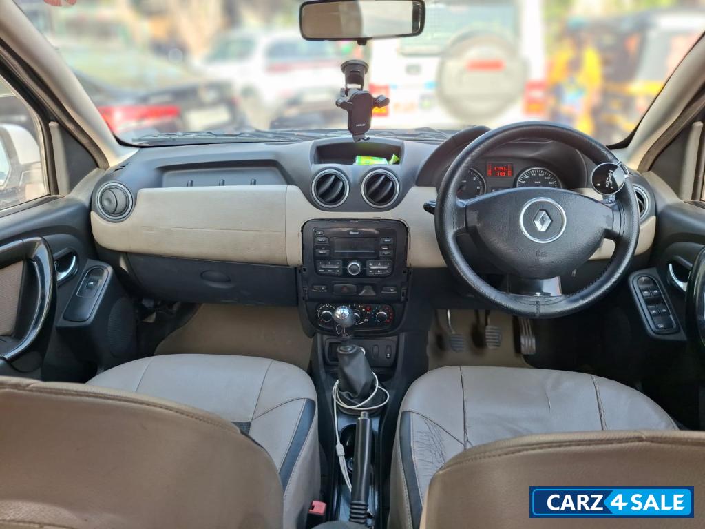 Grey Renault Duster DSL 110PS RXZ AWD