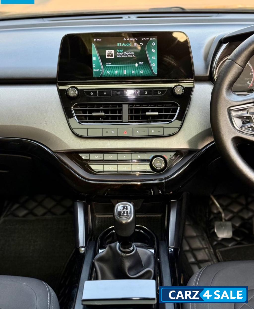 Tata Harrier xt plus dark edition