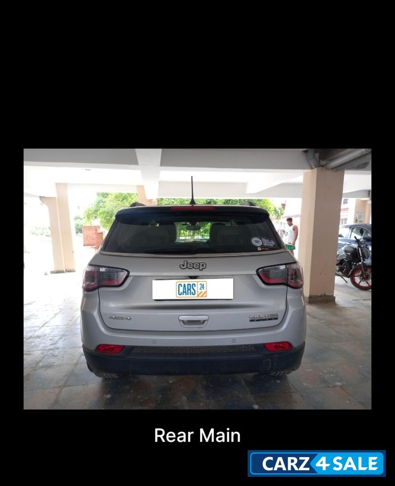 Grey Jeep Compass Limited plus edition 4*4