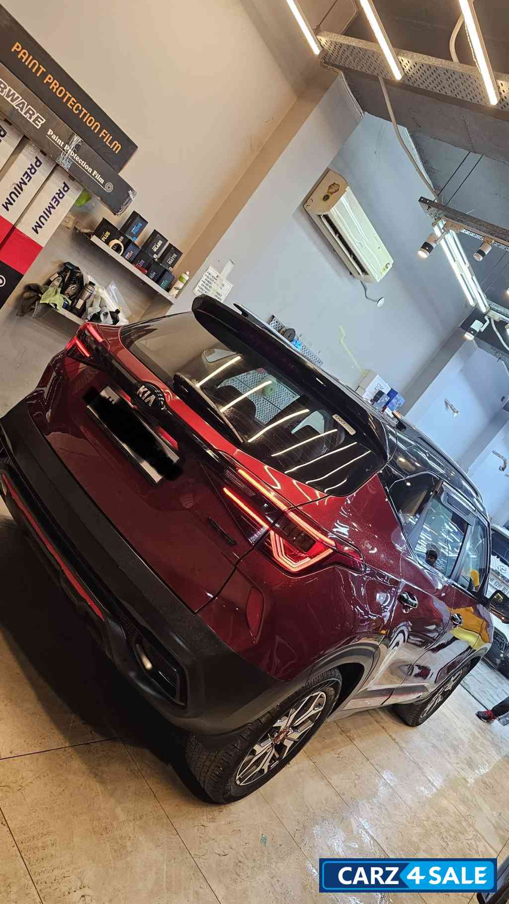 Intense Red Kia Seltos GTX PLUS 1.5  6 AT