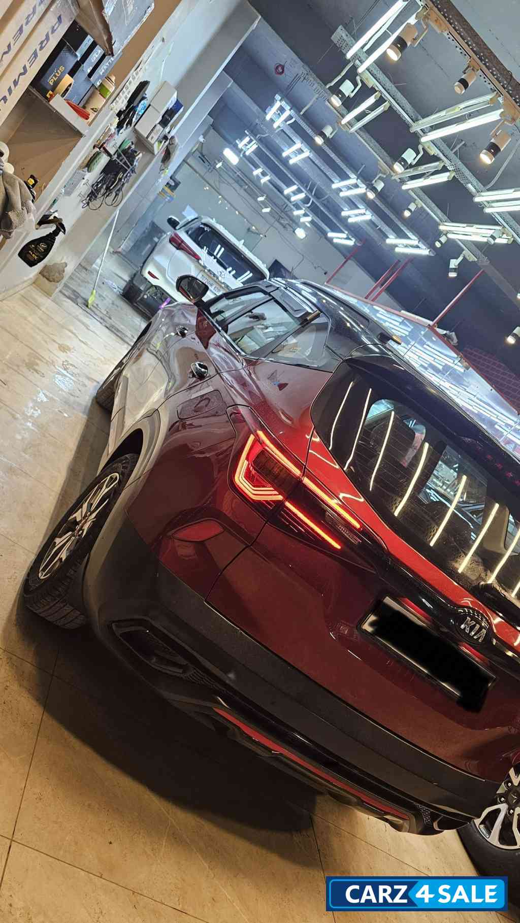 Intense Red Kia Seltos GTX PLUS 1.5  6 AT