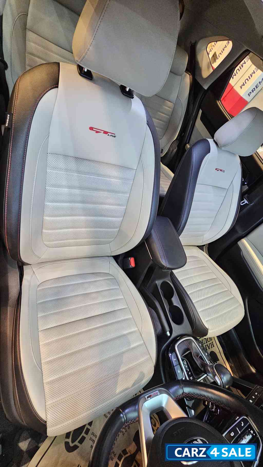 Intense Red Kia Seltos GTX PLUS 1.5  6 AT