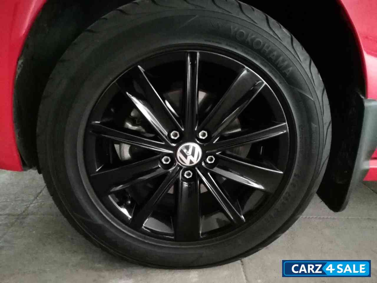 Red Volkswagen Polo 1.6 GT TDI MT Red Volkswagen Polo 1.6 GT TDI MT