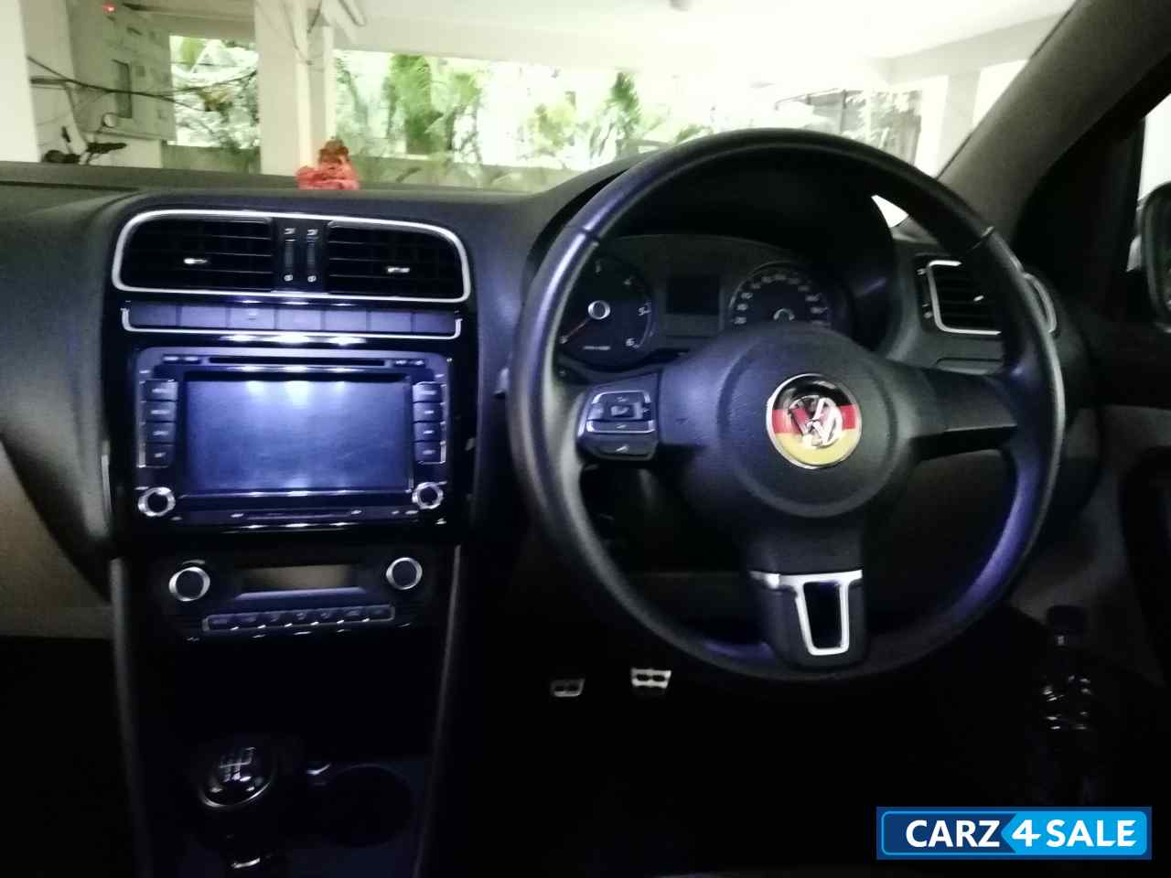 Red Volkswagen Polo 1.6 GT TDI MT Red Volkswagen Polo 1.6 GT TDI MT