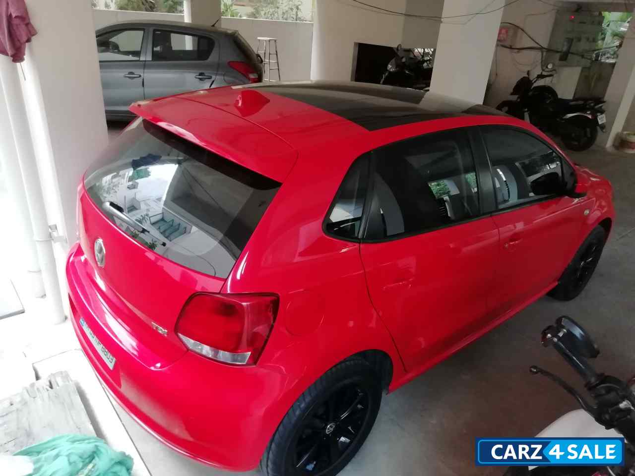Red Volkswagen Polo 1.6 GT TDI MT Red Volkswagen Polo 1.6 GT TDI MT