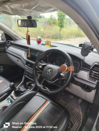 Skoda Kushaq Ambition 1.0 MT