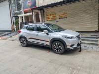 Blade Silver Nissan Kicks XV Premium Diesel BS 4