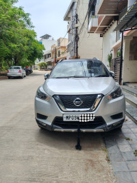 Blade Silver Nissan Kicks XV Premium Diesel BS 4