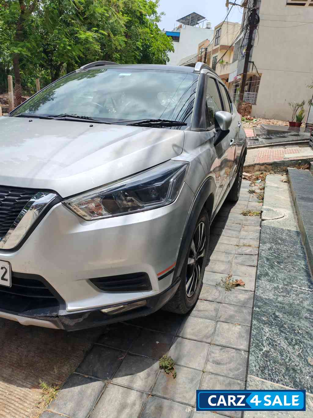 Blade Silver Nissan Kicks XV Premium Diesel BS 4