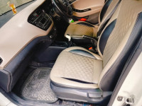 White Hyundai i20 Asta