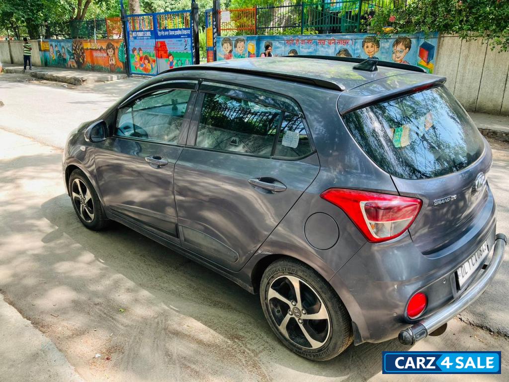 Hyundai i10 Sportz