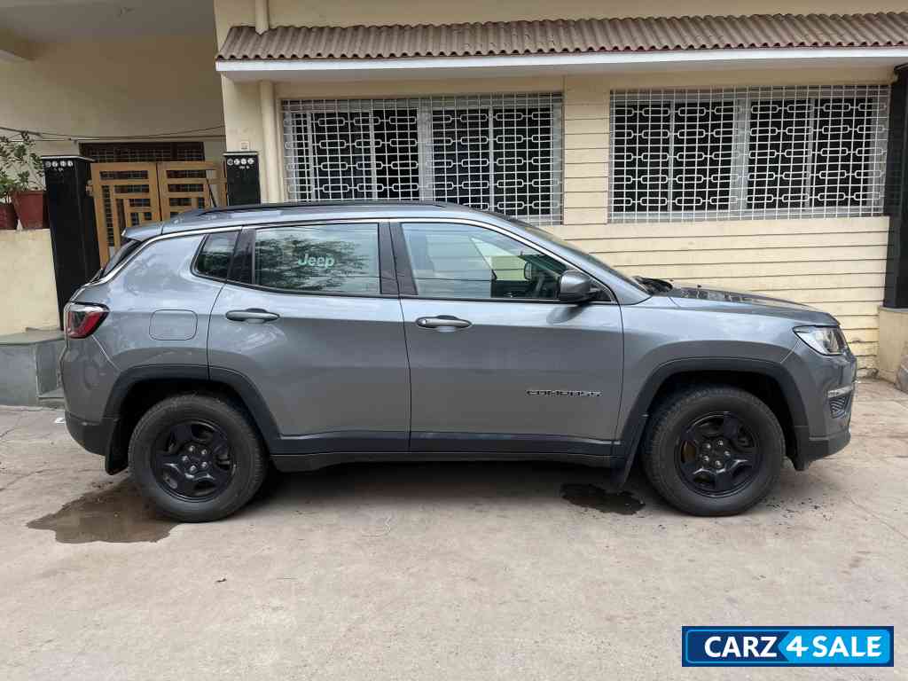 Jeep Compass Sport