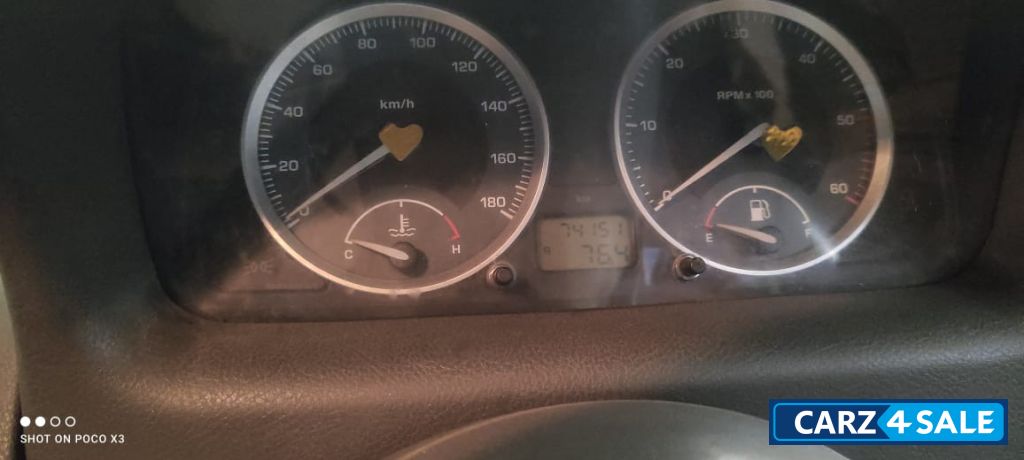 P White Tata Indigo ECS LX