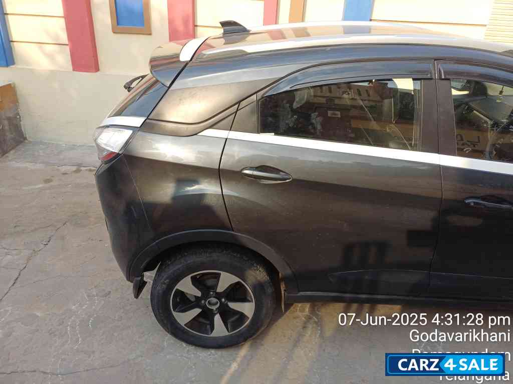 Tata Nexon Xz+