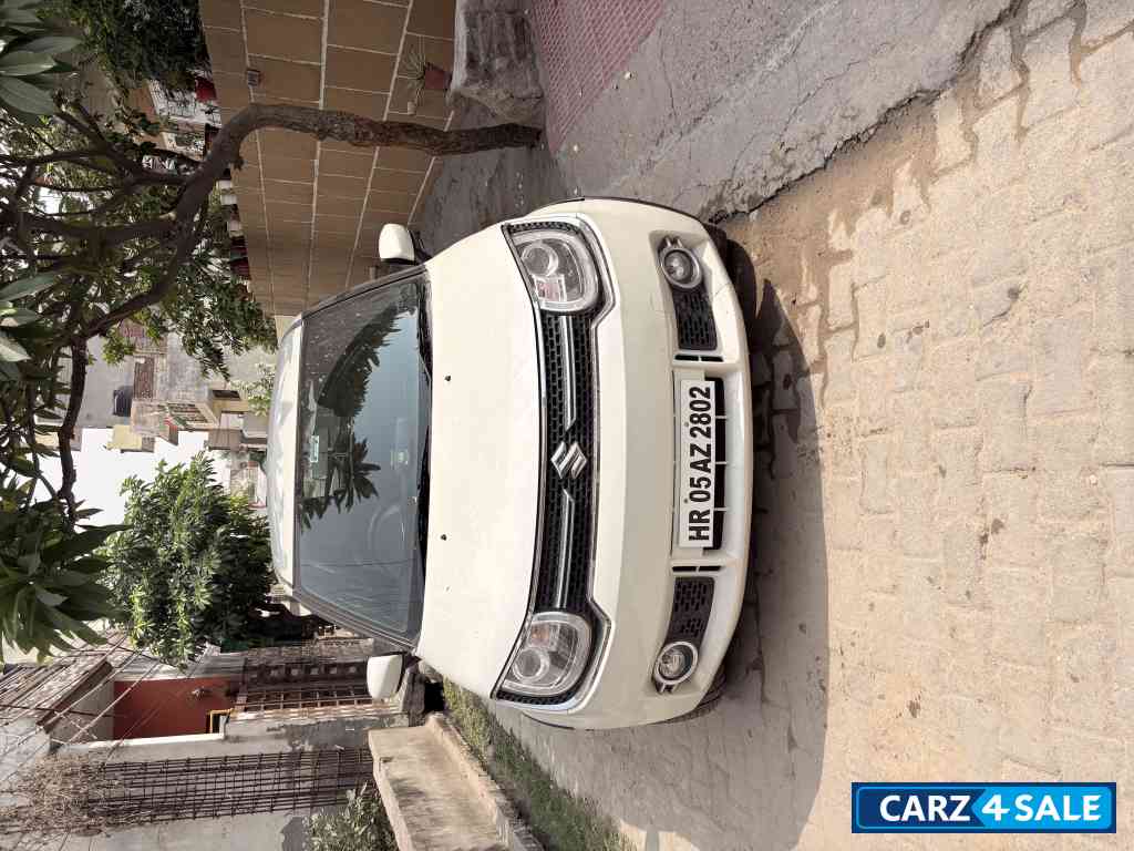 White Maruti Suzuki Ignis Alpha
