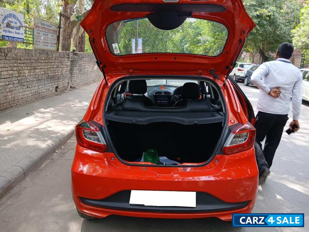 Red Tata Tiago XZ Plus