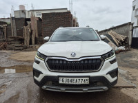 Candy White Skoda Kushaq 1.5 STYLE 06 AIR BAGS DSG AT