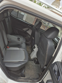 Candy White Skoda Kushaq 1.5 STYLE 06 AIR BAGS DSG AT